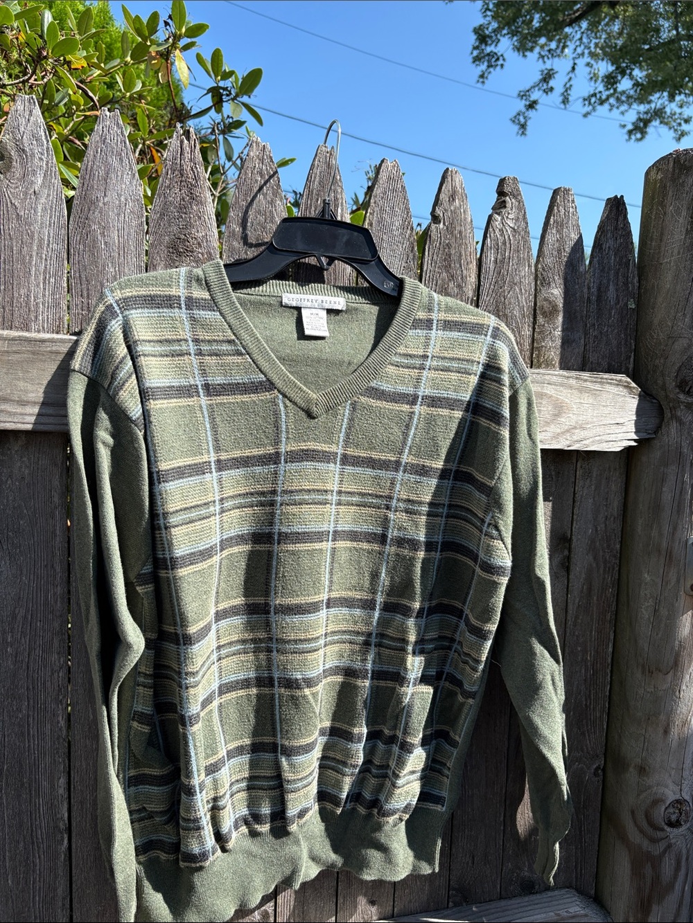 Geoffrey Beene medium cotton sweater!